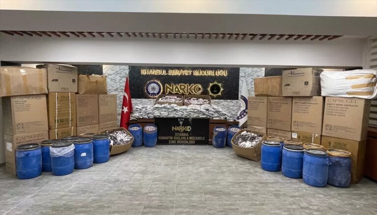 istanbulda-45-milyon-uyusturucu-hap-ele-gecirildi-VLdSaxBr.jpg