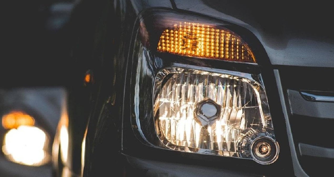 Araç farları ilk günkü gibi parlıyor: Meğer bu kadar basitmiş