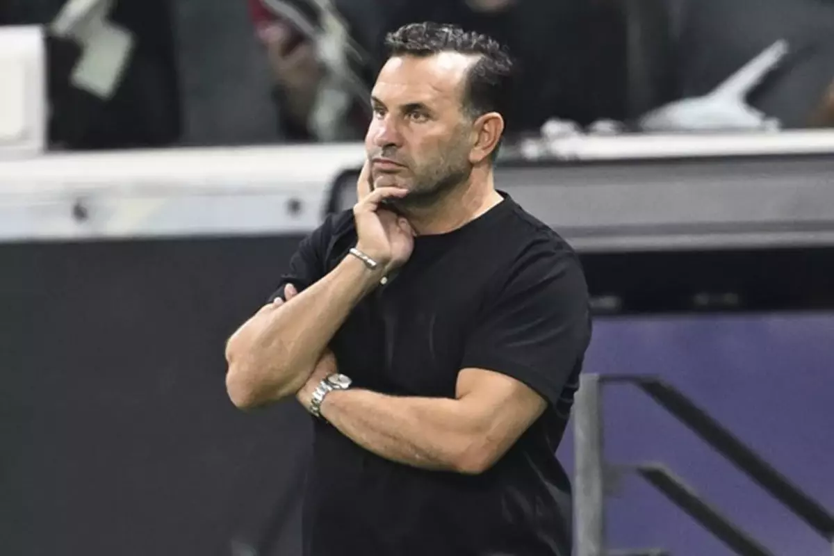 Okan Buruk 5-1’in faturasını 3 isme kesti