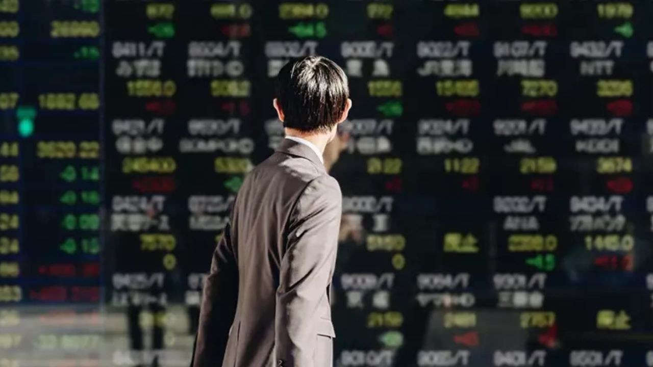 Asya borsalarında sert düşüş: Teknoloji hisseleri çöktü