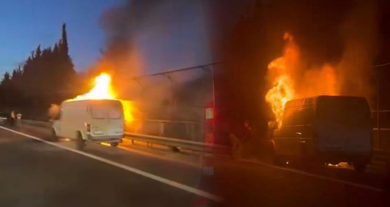 Beşiktaş’ta seyir halindeki minibüste yangın