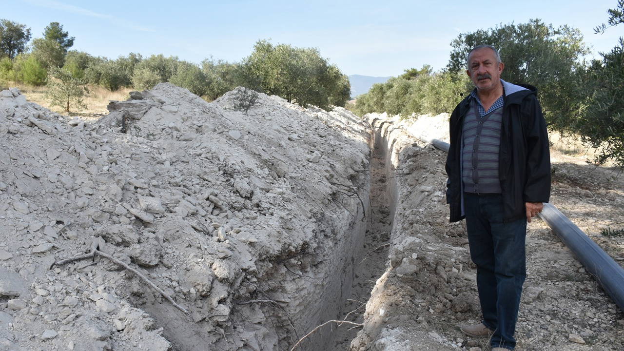 DSİ, emekli öğretmenin bahçesine 100 metrelik kanal açtı: ‘Bu eşkıyalık, başka bir şey değil!’