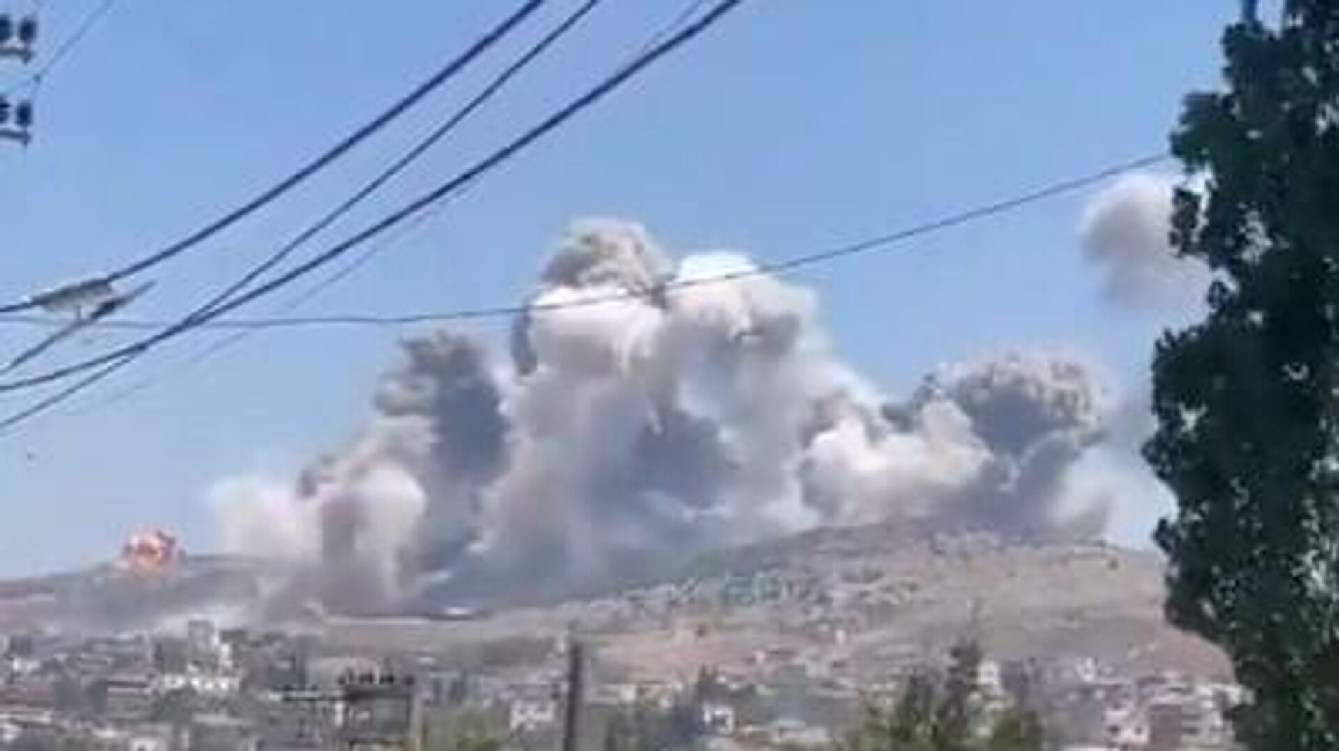 İsrail savaş uçaklarıyla Güney Lübnan’ı vurdu: Bir sivil öldü, gerginlik yeniden tırmanıyor