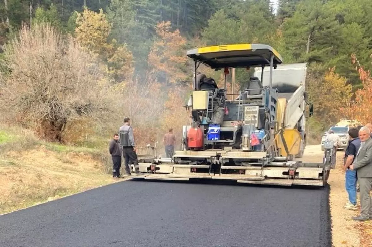 Kütahya’da Köy Yolu Çalışmaları İncelendi