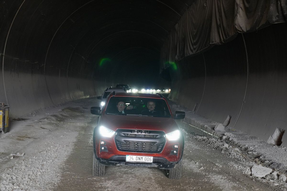 Abulkadir Uraloğlu, Dallıkavak Tüneli’ni inceledi