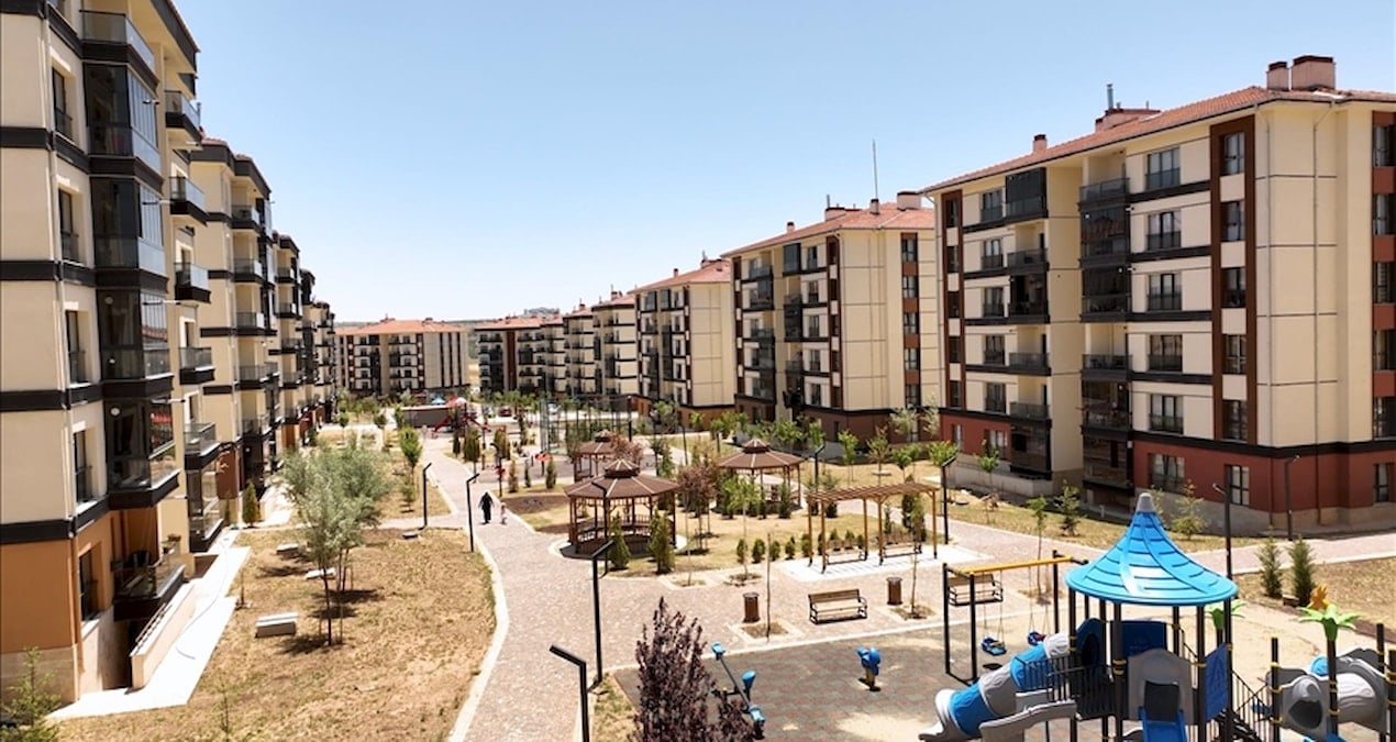 TOKİ’den ev vaadiyle dolandırıcılık yapan kadın: “Bende dolandırıldım”