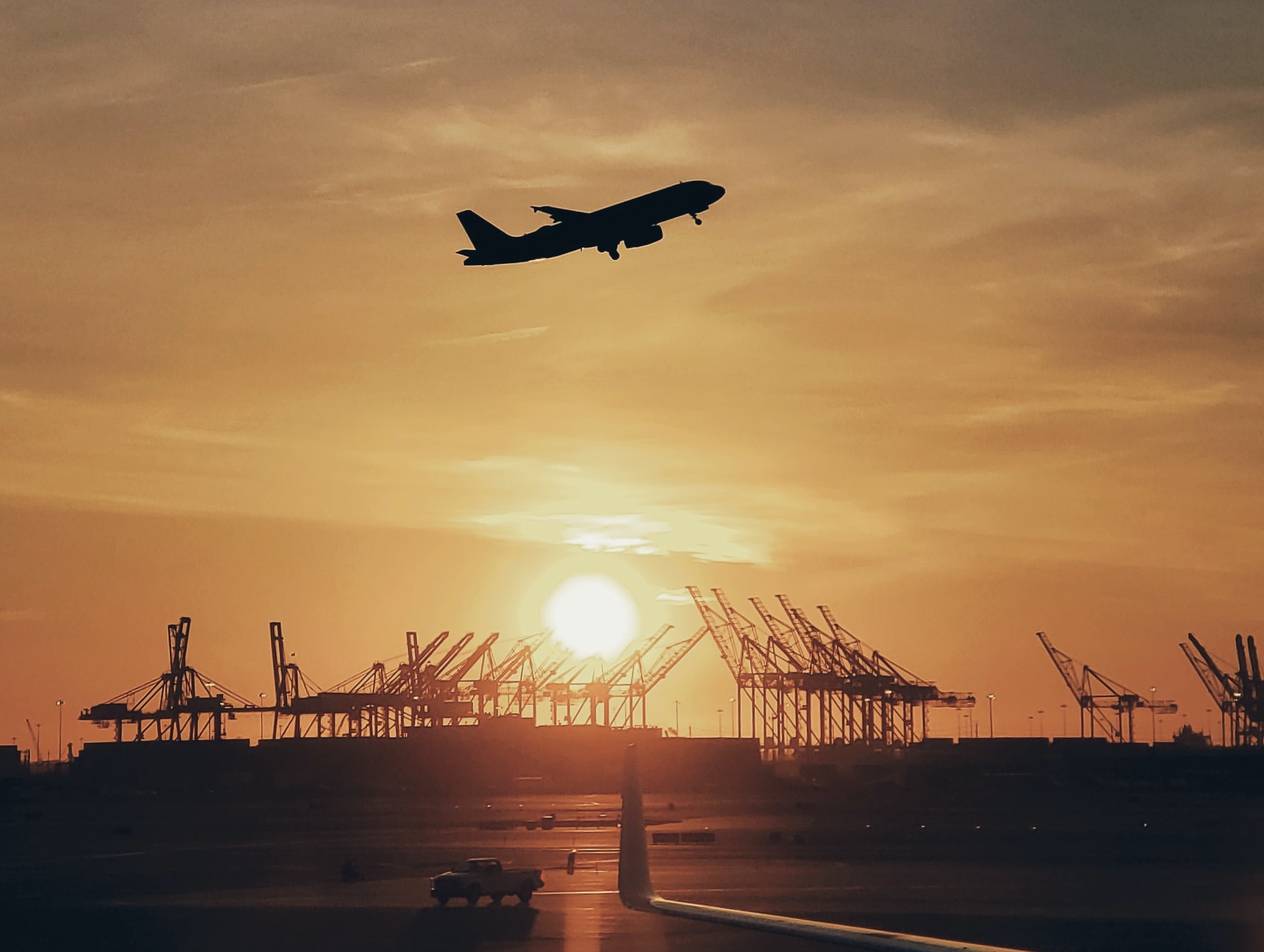 Sürdürülebilir Havacılık Yakıtı ile İlgili Tüm Yanıcı Sorularınızı Cevaplıyoruz