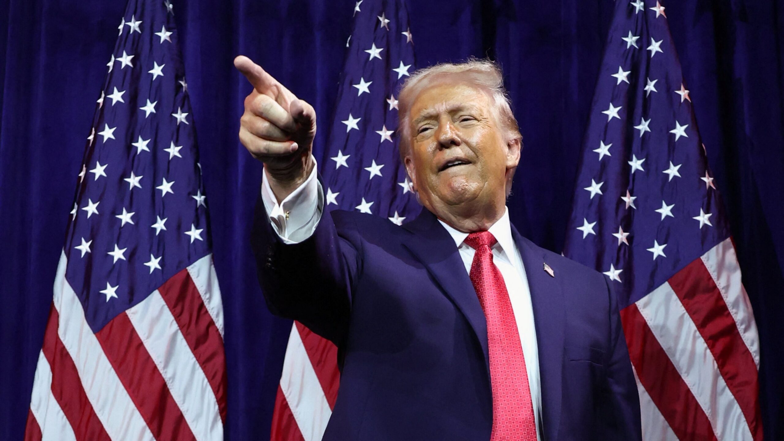 Trump’tan Venezuela petrolü mesajı. “Geçici yönetim yaptırım altındaki petrolü ABD’ye gönderecek”