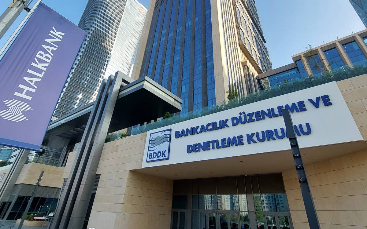 BDDK’den kredi kartı, ihtiyaç ve konut kredilerine eş zamanlı düzenleme