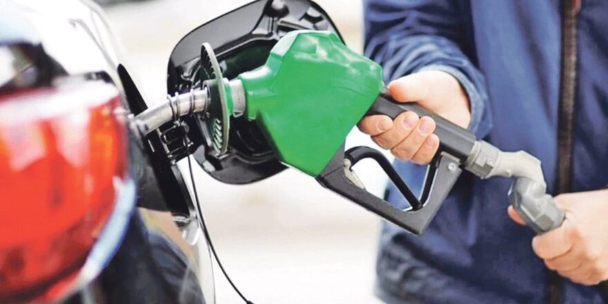 Akaryakıt Fiyatlarında Düşüş: Benzin ve Motorin Üzerinde Etkili İndirimler