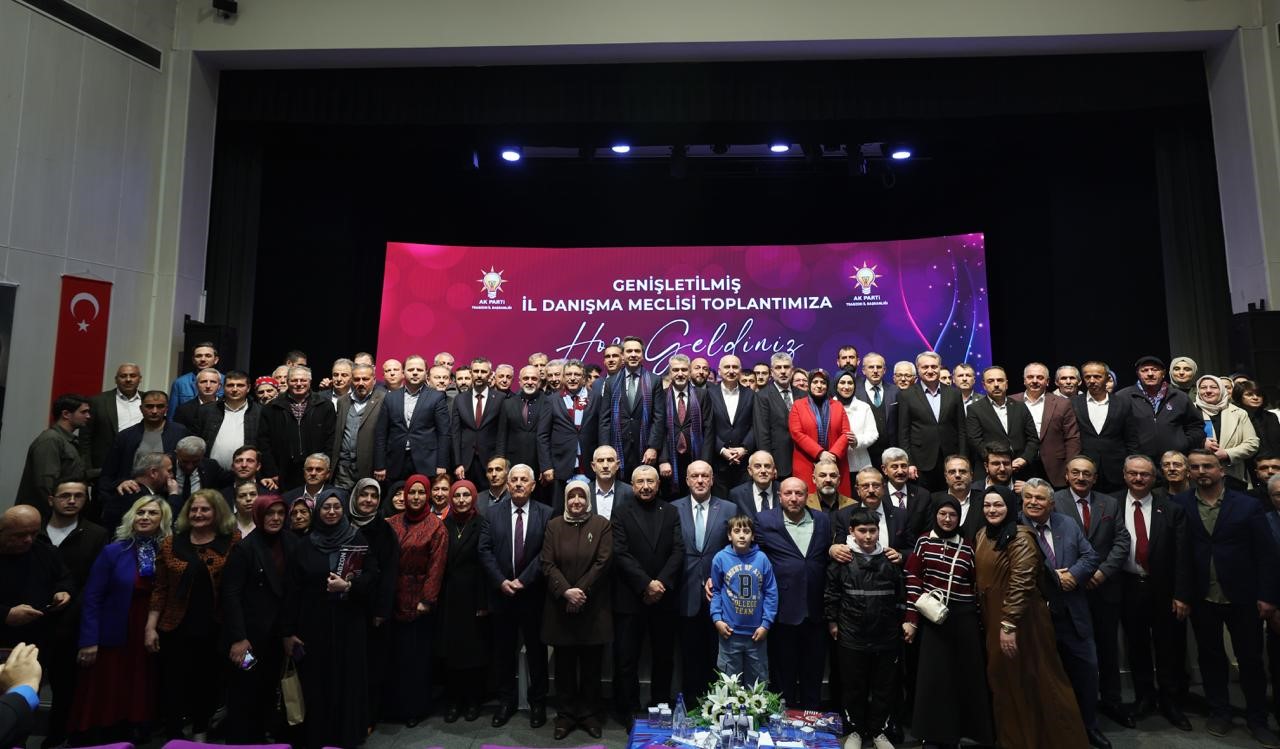 Bakan Bayraktar: ‘Gece gündüz petrol, doğalgaz arıyoruz’